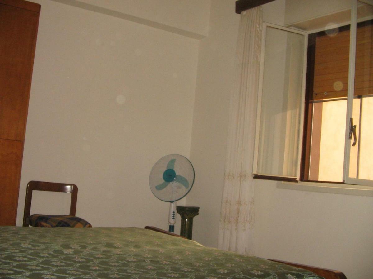 Ferienwohnung Bilocale Patti Exterior foto